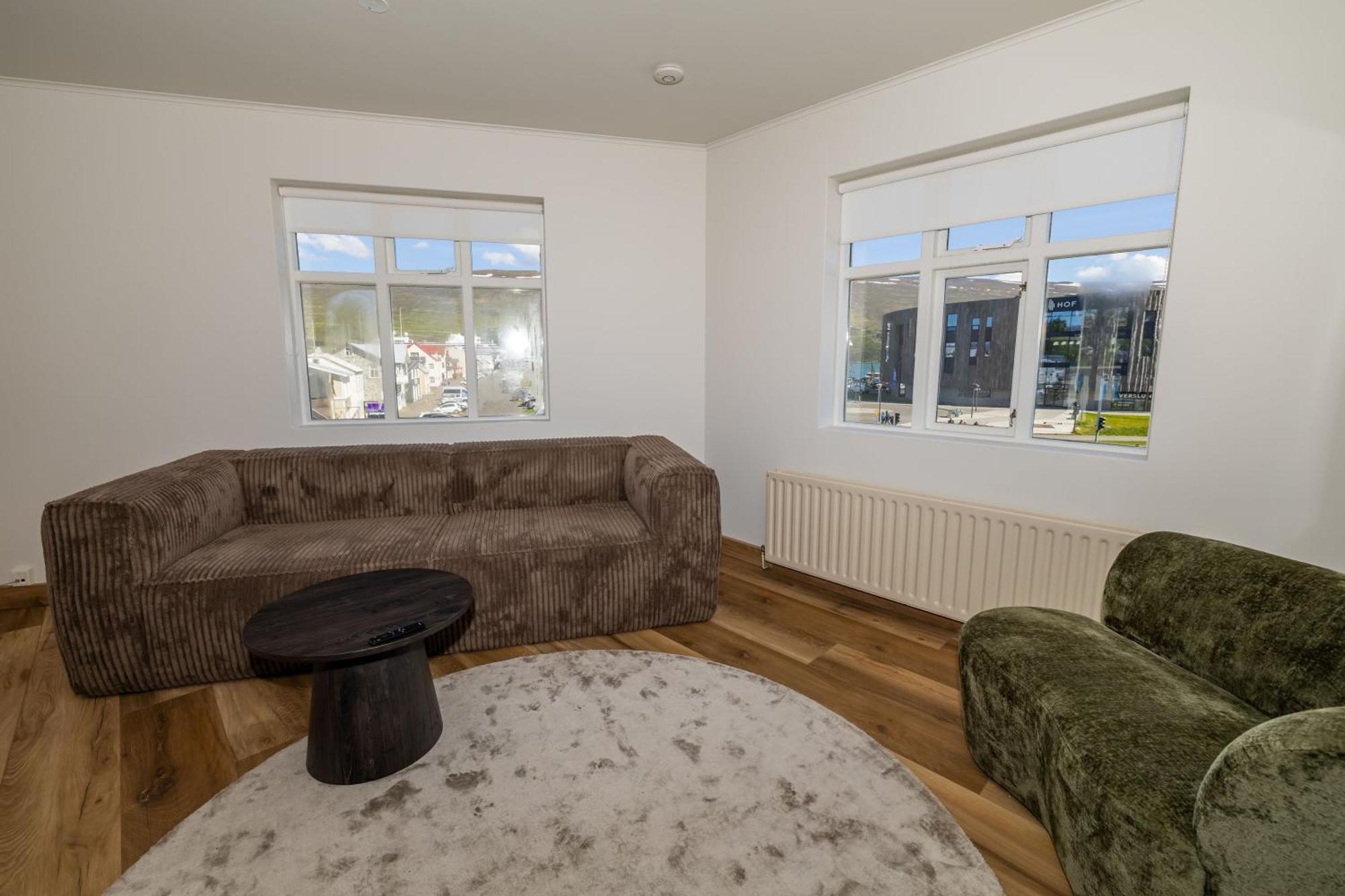 Steinaskjol Apartments Акурейри Экстерьер фото