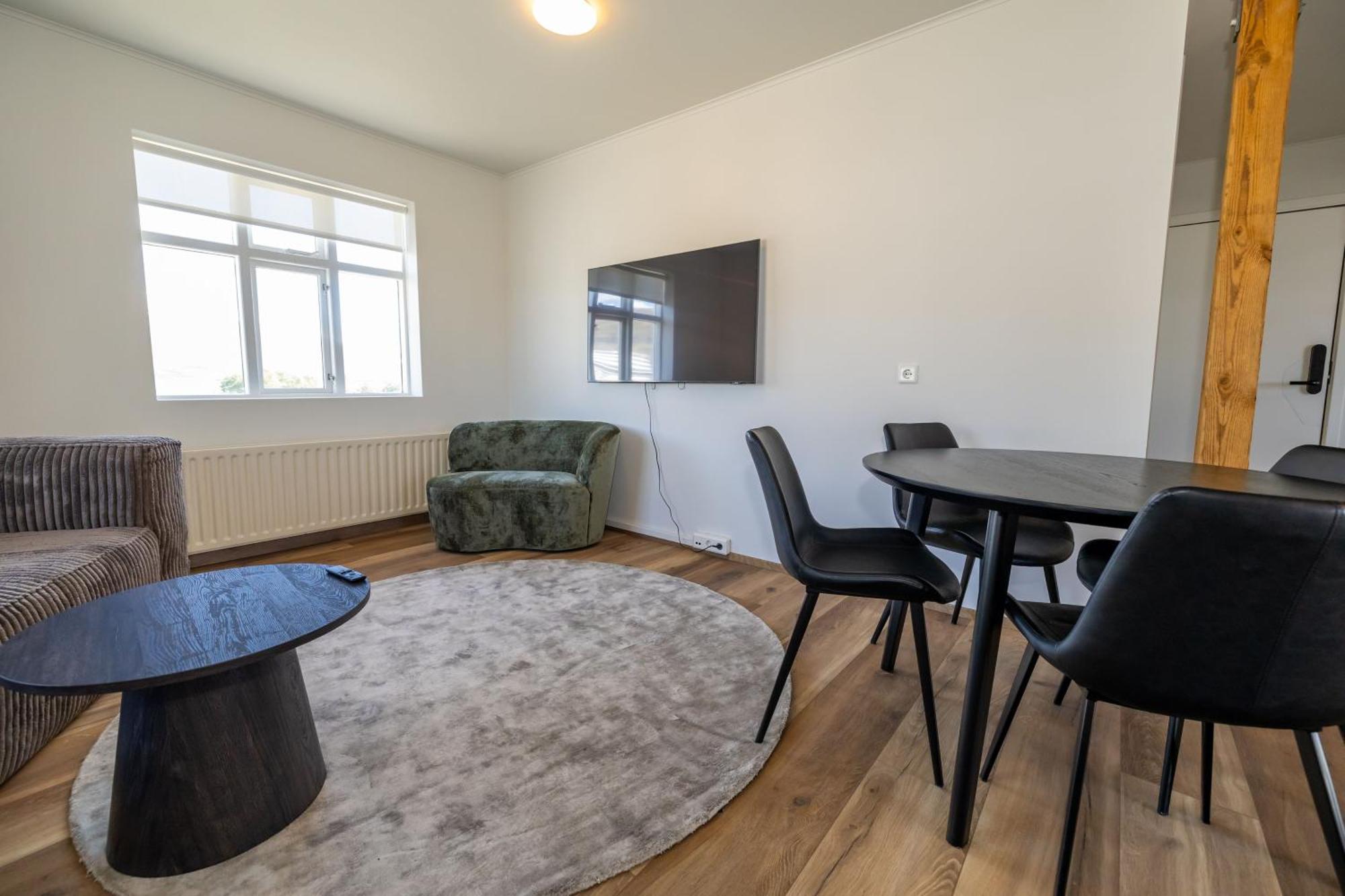 Steinaskjol Apartments Акурейри Экстерьер фото