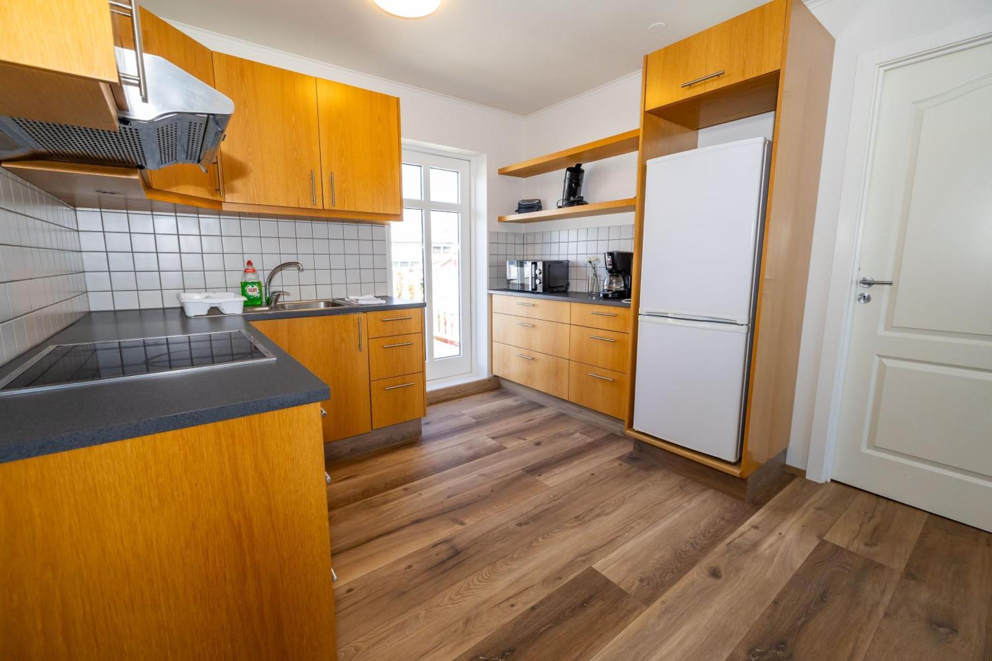 Steinaskjol Apartments Акурейри Экстерьер фото