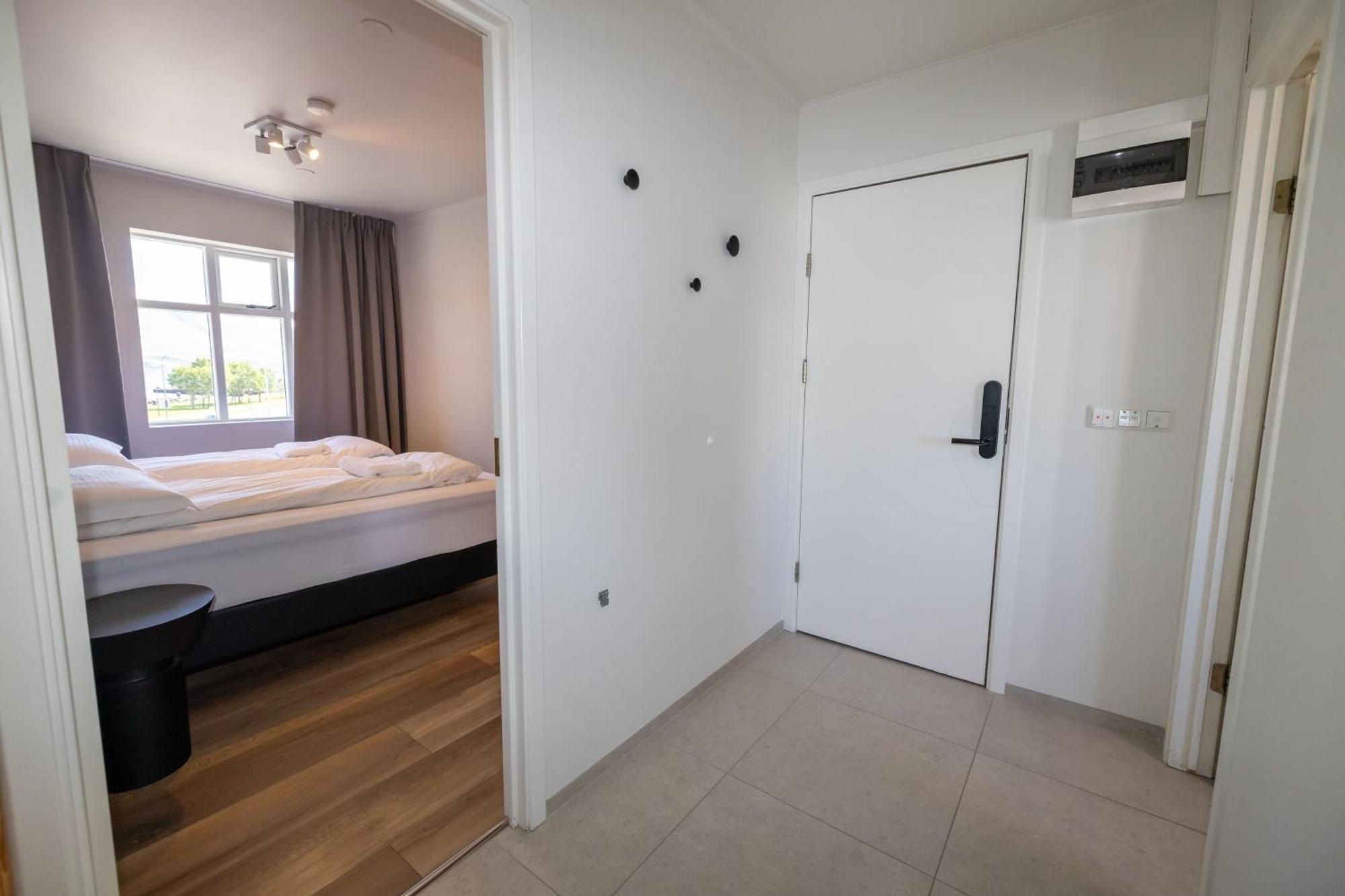 Steinaskjol Apartments Акурейри Экстерьер фото