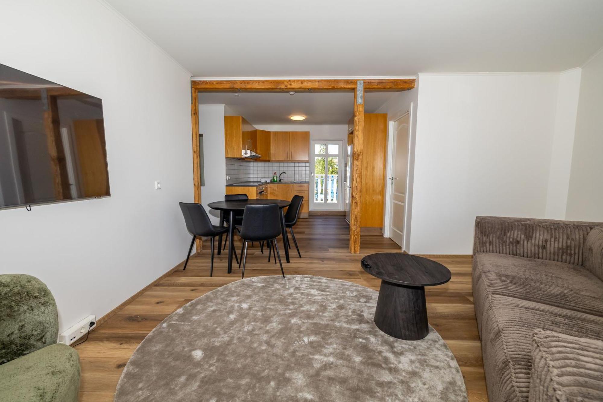 Steinaskjol Apartments Акурейри Экстерьер фото